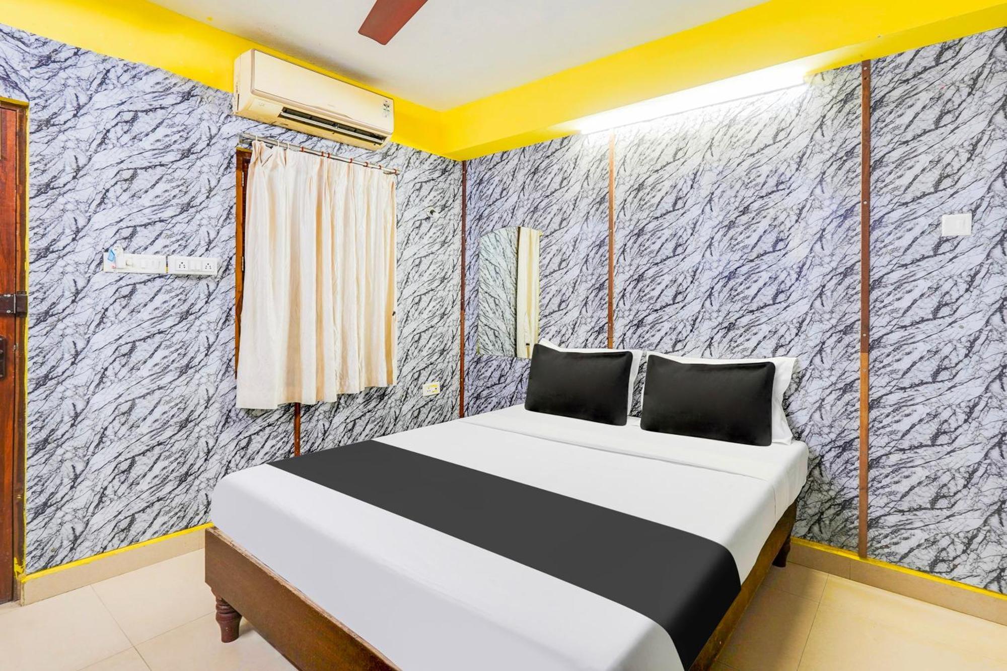 Super Hotel O Heritage Town Formerly Vasavi بونديتْشيري المظهر الخارجي الصورة