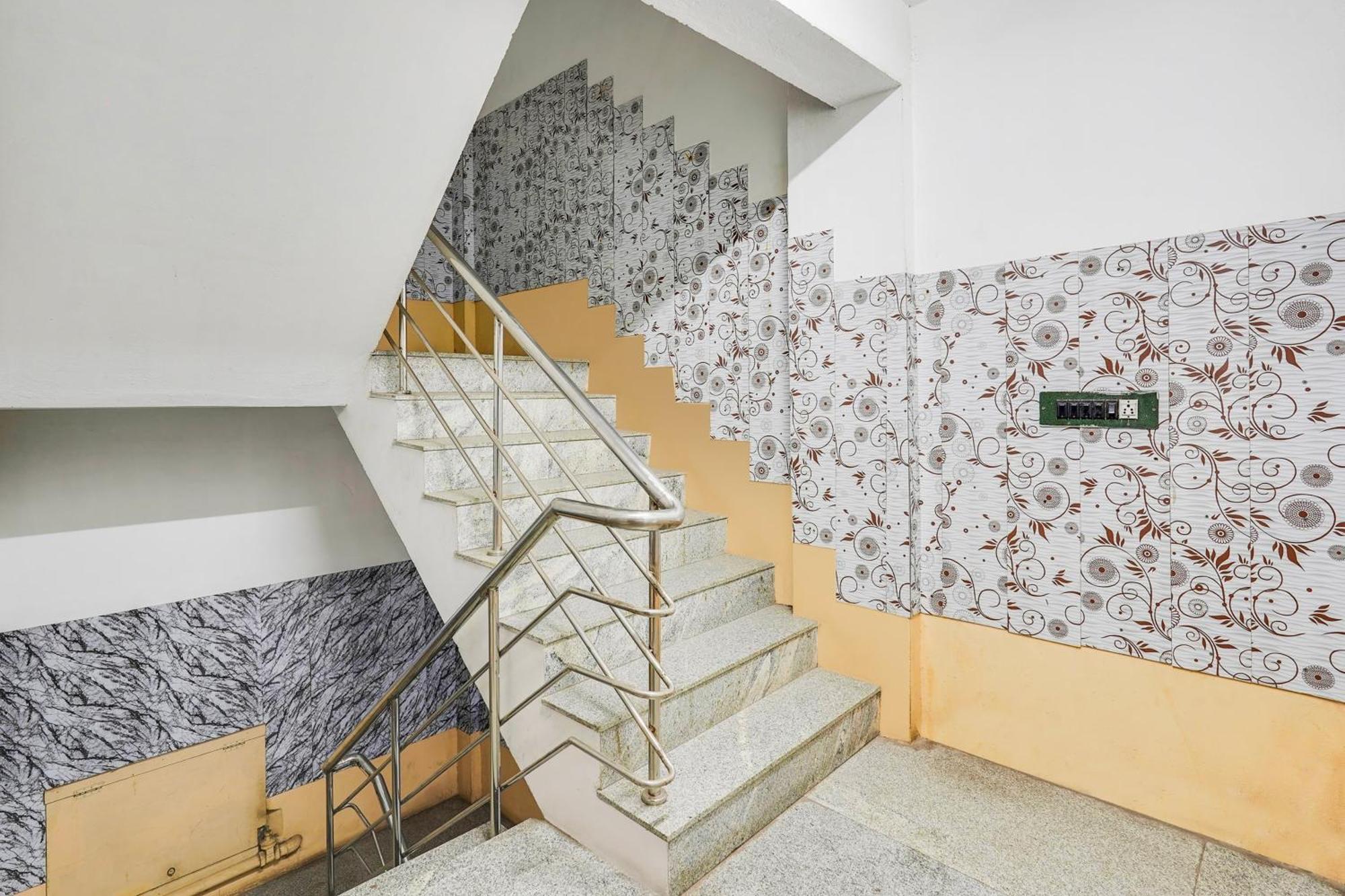 Super Hotel O Heritage Town Formerly Vasavi بونديتْشيري المظهر الخارجي الصورة