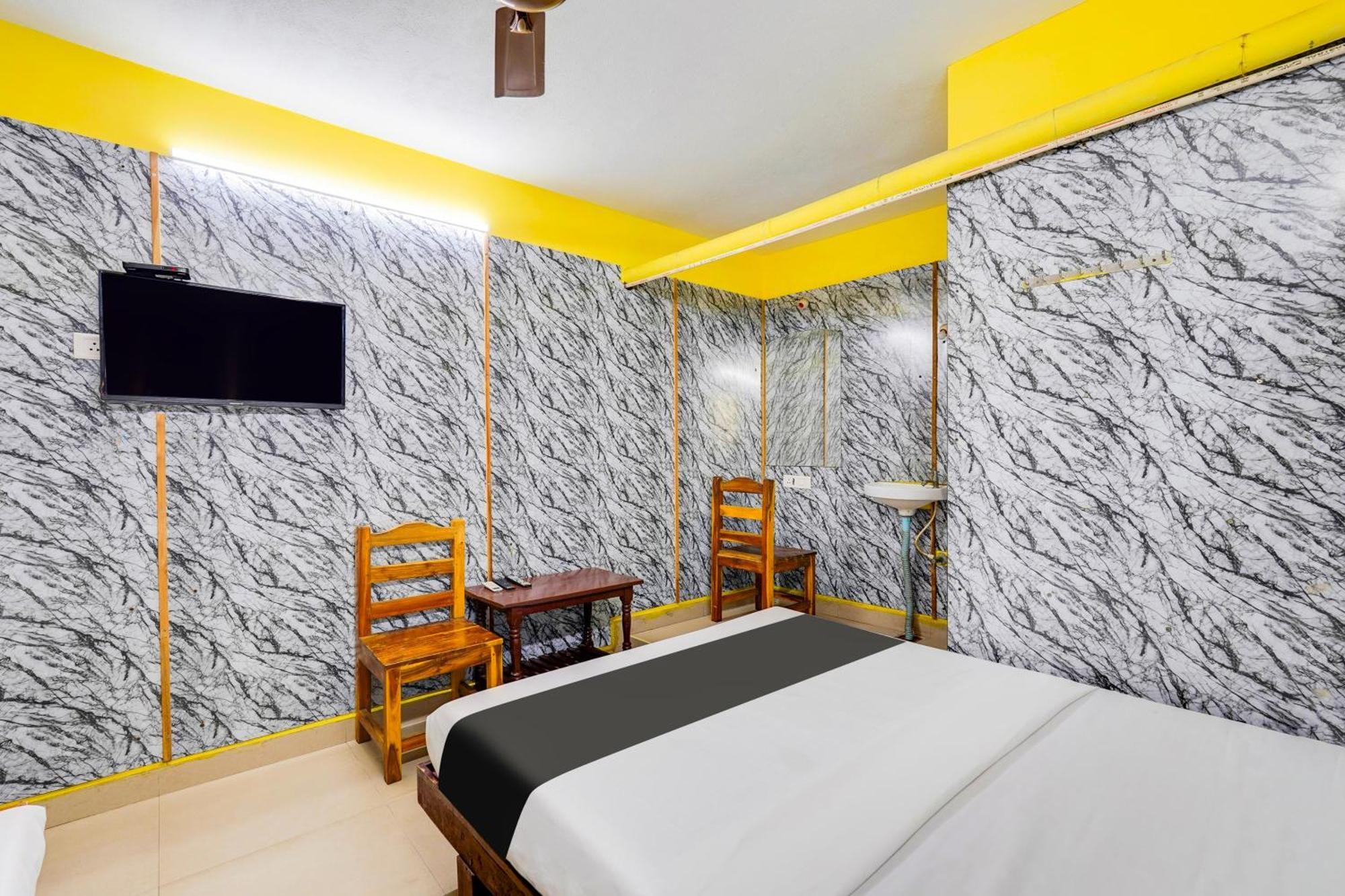 Super Hotel O Heritage Town Formerly Vasavi بونديتْشيري المظهر الخارجي الصورة